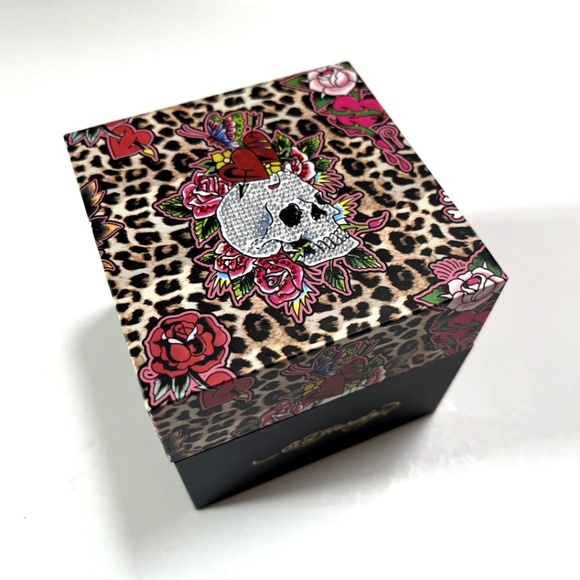 NWT Ed Hardy Rhinestone Skull Watch w/ Box Gold Tone Faux Leather Strap Charm main image 9